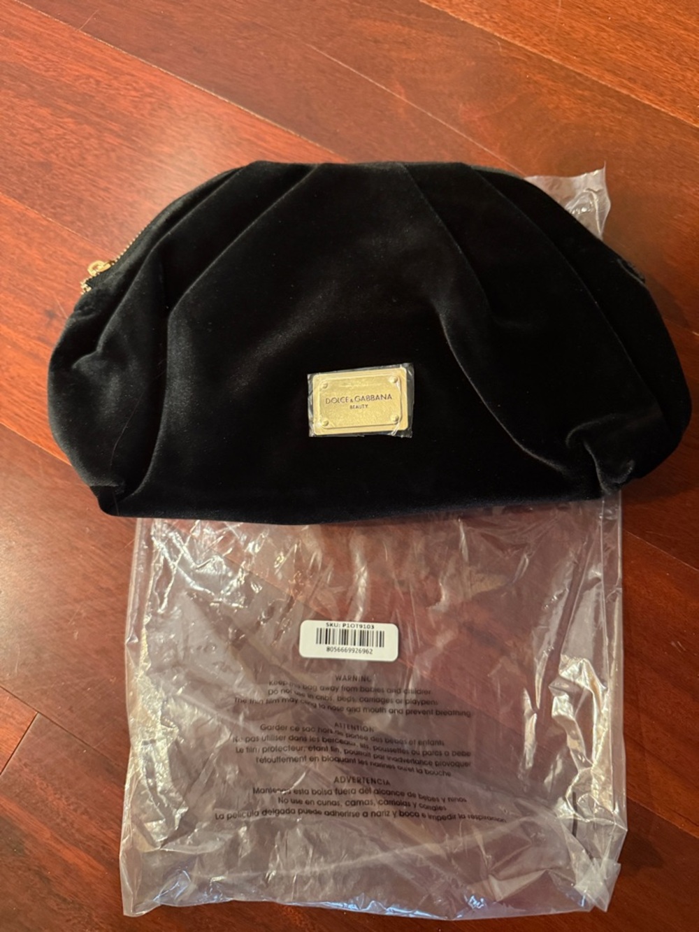 Dolce & Gabbana Beauty Black Velvet Pouch- never used, original packaging